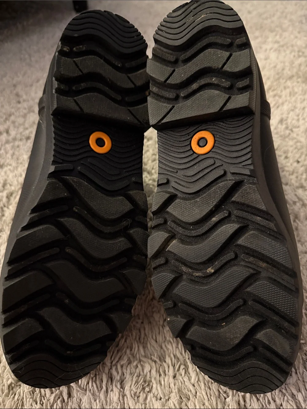 Bogs classic black